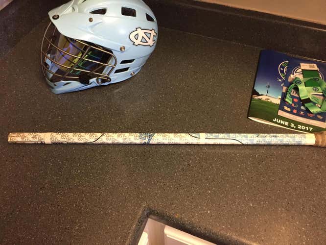 Custom TRUE Carbon Team 24/7 Shaft Carolina Blue/White