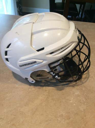 Warrior Krown Box Helmet