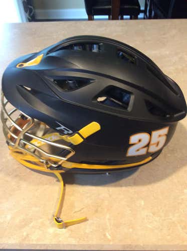 UMBC Matte Black R and Gloves Bundle