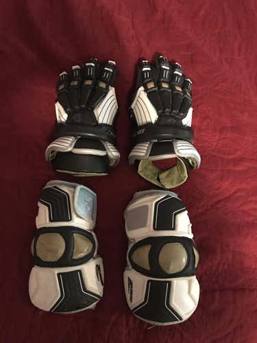 Original King 1 Gloves & Elbows