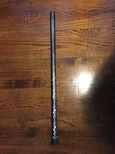 Gray Brine Swizzbeat Lacrosse Shaft
