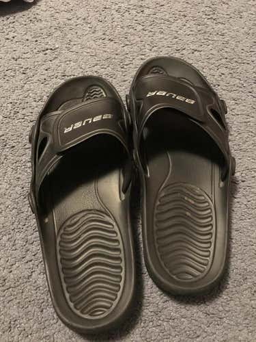 Bauer Sandals Size 10
