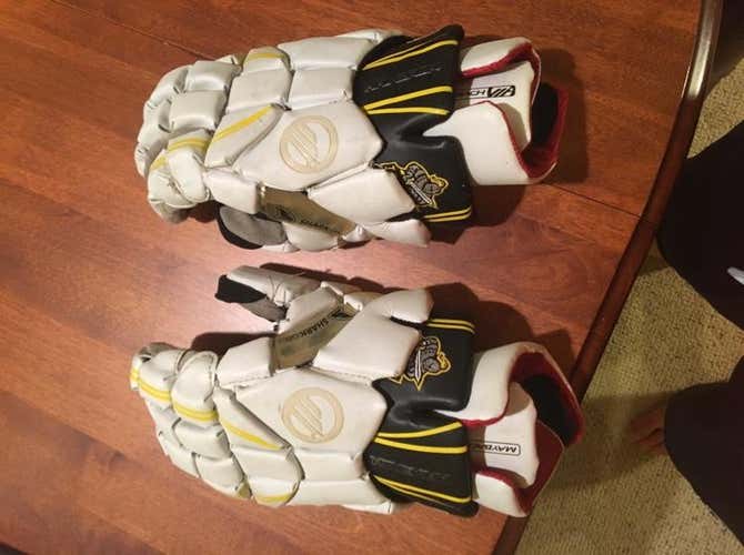 McQuaid Jesuit Maybach Gloves