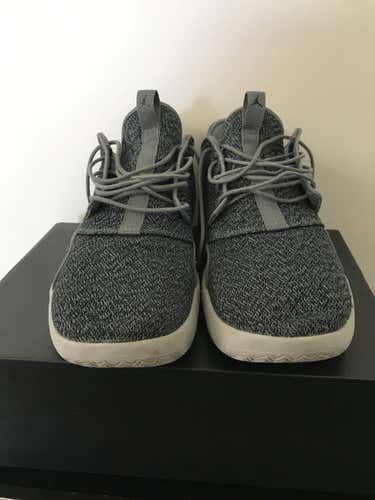 Jordan Eclipse Size 10