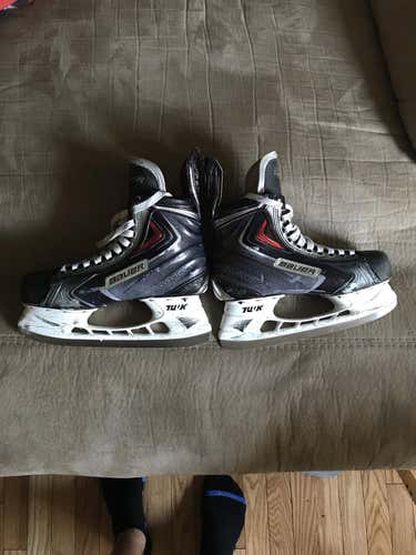 Bauer vapor skates Size 7.5