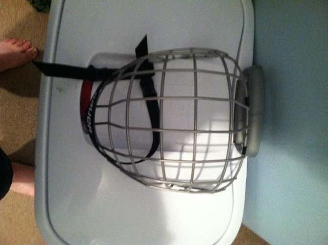 Brand New Bauer Cage w/ helmet snaps and screws