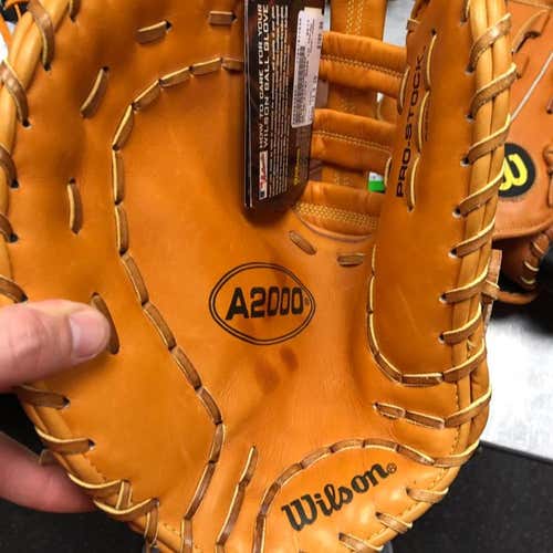 Wilson a2000 LHT (a2802)