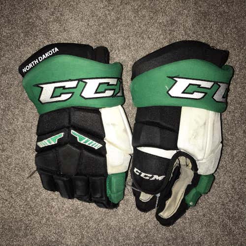 University of North Dakota Fighting Sioux Pro Stock NCAA CCM Tacks Hockey Gloves 15"