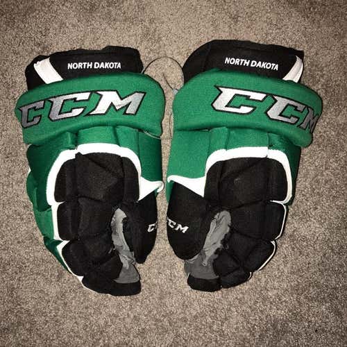 University of North Dakota Fighting Sioux Pro Stock NCAA CCM 11k Hockey Gloves 14"