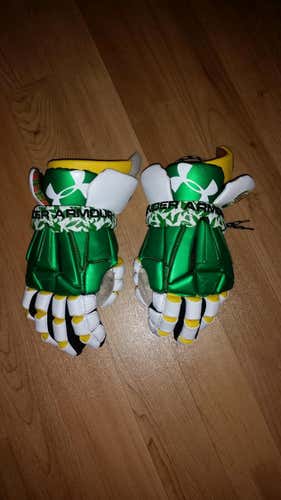 Team Saskatchewan Command Gloves