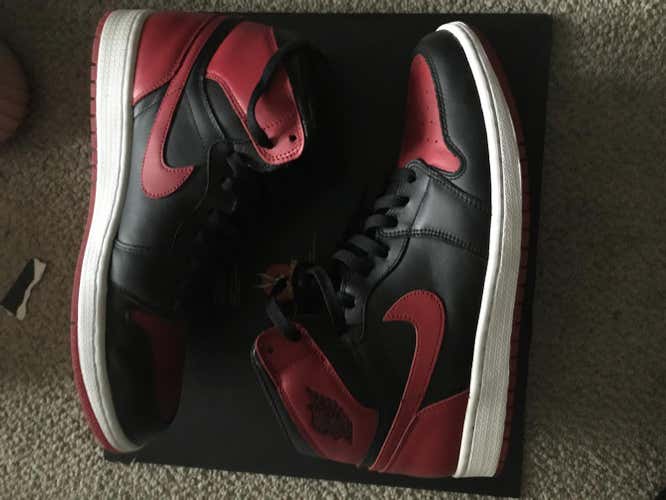 Air Jordan 1 Bred 2013