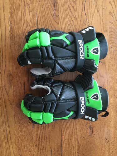 LE Epoch Integra Black Card Gloves