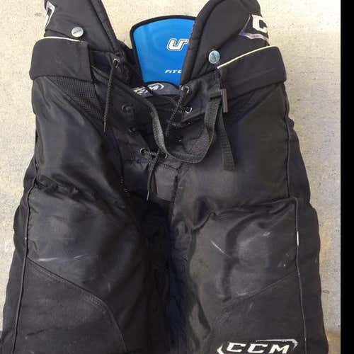 CCM U fit 09 hockey pants-small