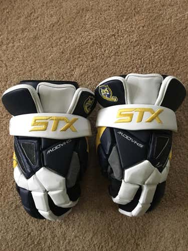 Game Worn Quinnipiac STX Shadow Gloves