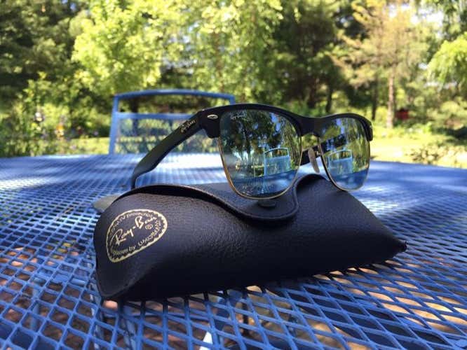 Barely worn RayBan Clubmasters