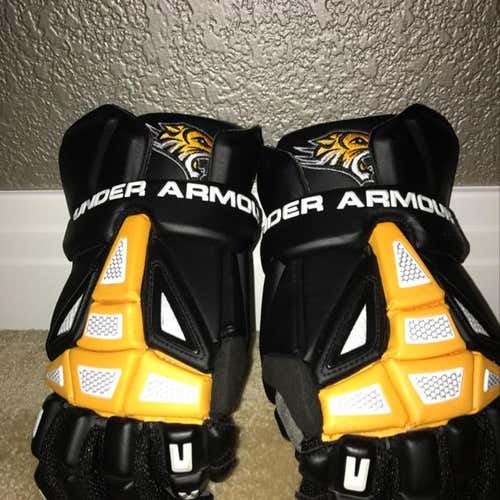 BN team issued Towson gloves