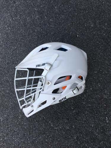 Stx stallion 600 helmet