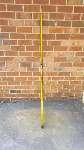 STX Sabre Gold D Pole