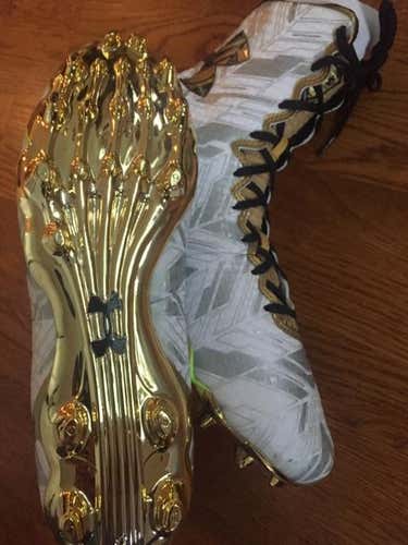 *NEW* CUSTOM Under Armour Senior All-America Game Cleats (Size 13)
