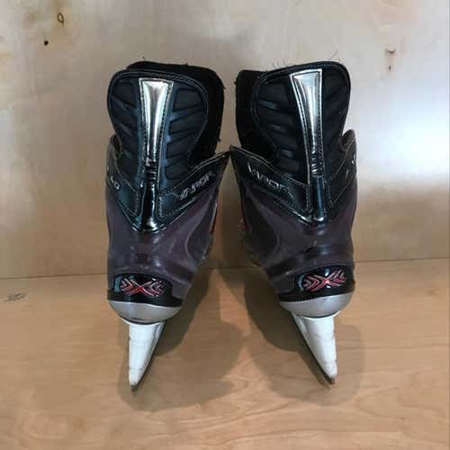 X60 hockey skates. 7EE