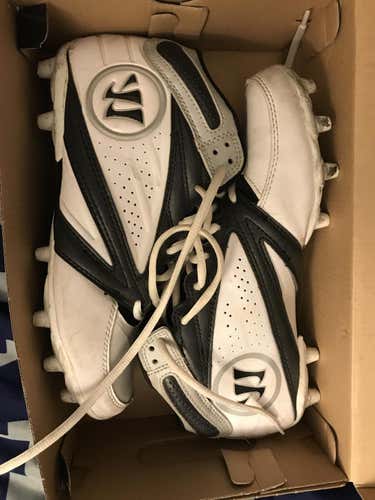 Warrior men's cleats