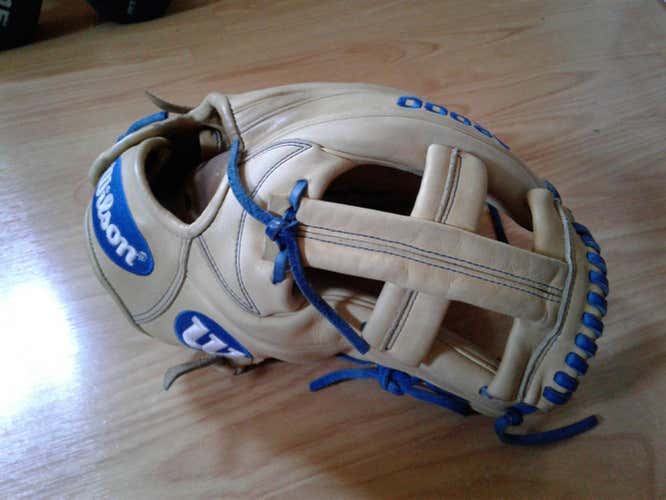 Wilson a2000 EL3 11.75" (Blonde/Royal Blue; 2017 model)