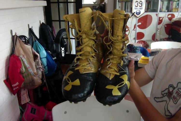 Gold and Black VERY LIMITED EDITION UA highlights