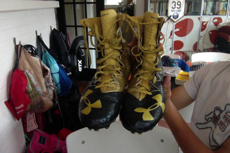 Gold and Black VERY LIMITED EDITION UA highlights