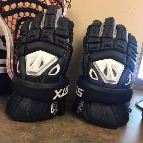 Stx Assault Dark Knight Gloves