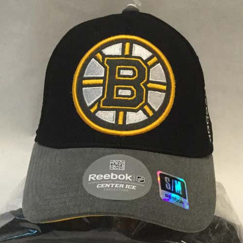 Boston Bruins Hockey Reebok Center ice M433Z Cap Hat NWT Sm/ Med