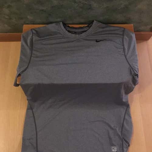 Nike Gray Under Shirt (Large)