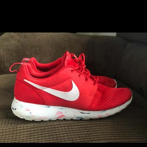 Nike Roche 1 Size 10.5