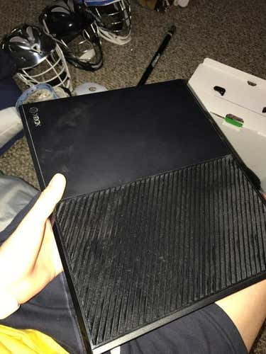 Xbox One 500 gb