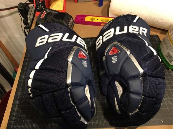 X:60 Gloves. Like New. Navy 13"