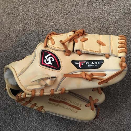 Louisville Slugger Pro Flare Series 11 3/4 N