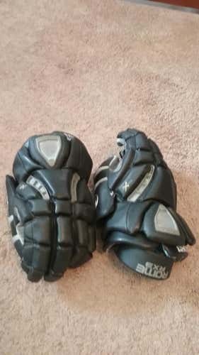 Maverik Rome RX3 Goalie Gloves - Size 14