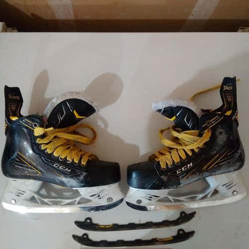 CCM Super Tacks Skates Size 6.5D