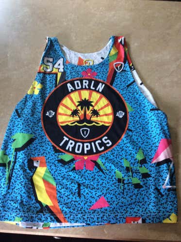Adrenaline Tropics Pinnie