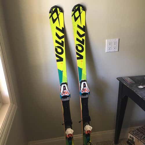 145 Volkl SL Skis
