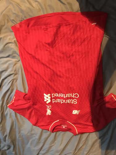 2016-17 NB Liverpool Home jersey