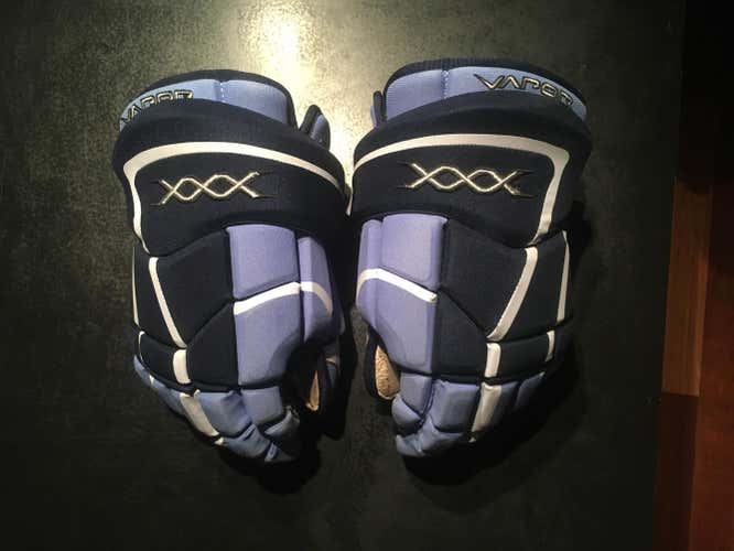 UMaine Black Bear Vapor XXX gloves
