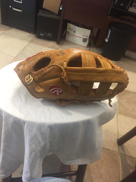 Rawlings Wade Boggs glove