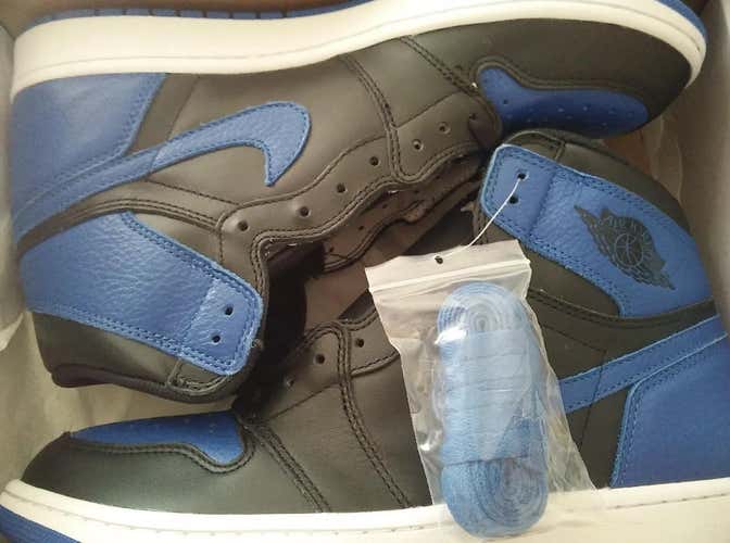 Air Jordan 1 Royal 2017 Size 11.5 Brand New