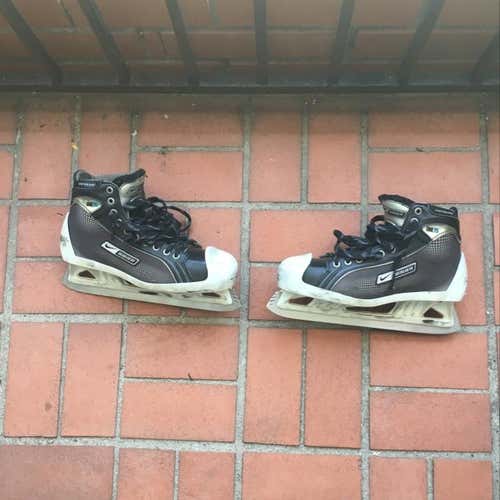 Gently Used Nike Bauer Supreme One 75 Skates