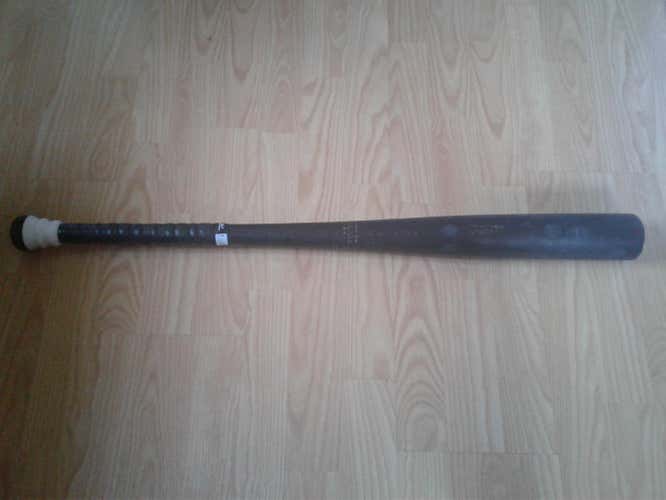 Used BaumBat 33.5" (w/new Lizardskins)