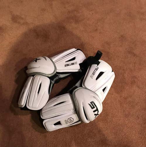STX Stallion Arm Guards