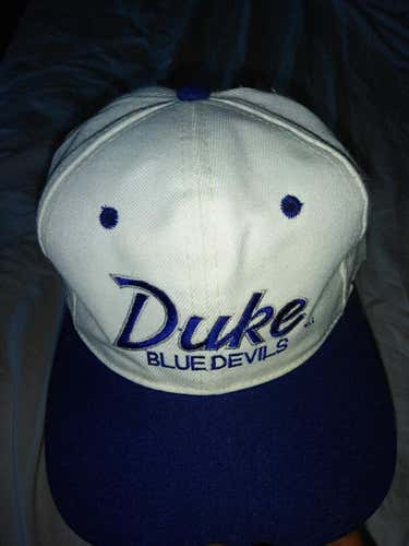Vintage Duke hat