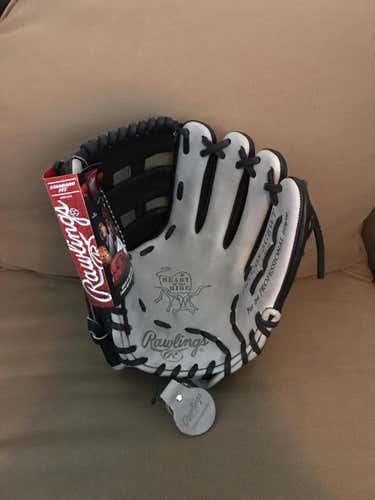 2017 Rawlings Heart of The Hide Pro205-6gbwt 11.5