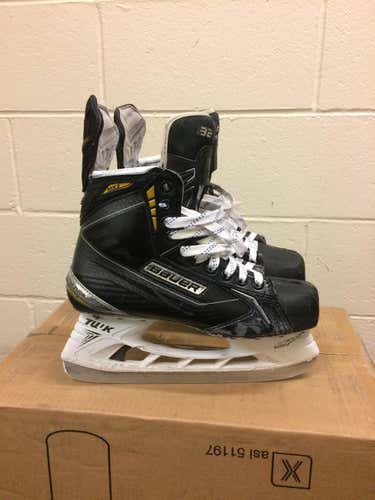 Bauer Supreme MX3 Size 7 Pro Stock Skates