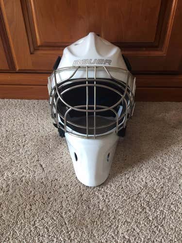 Bauer NME 8 goalie mask